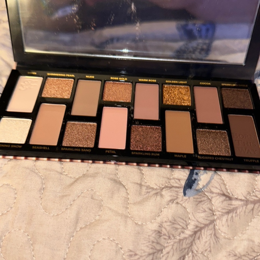 Too Faced The Natural Nudes Eyeshadow Palette